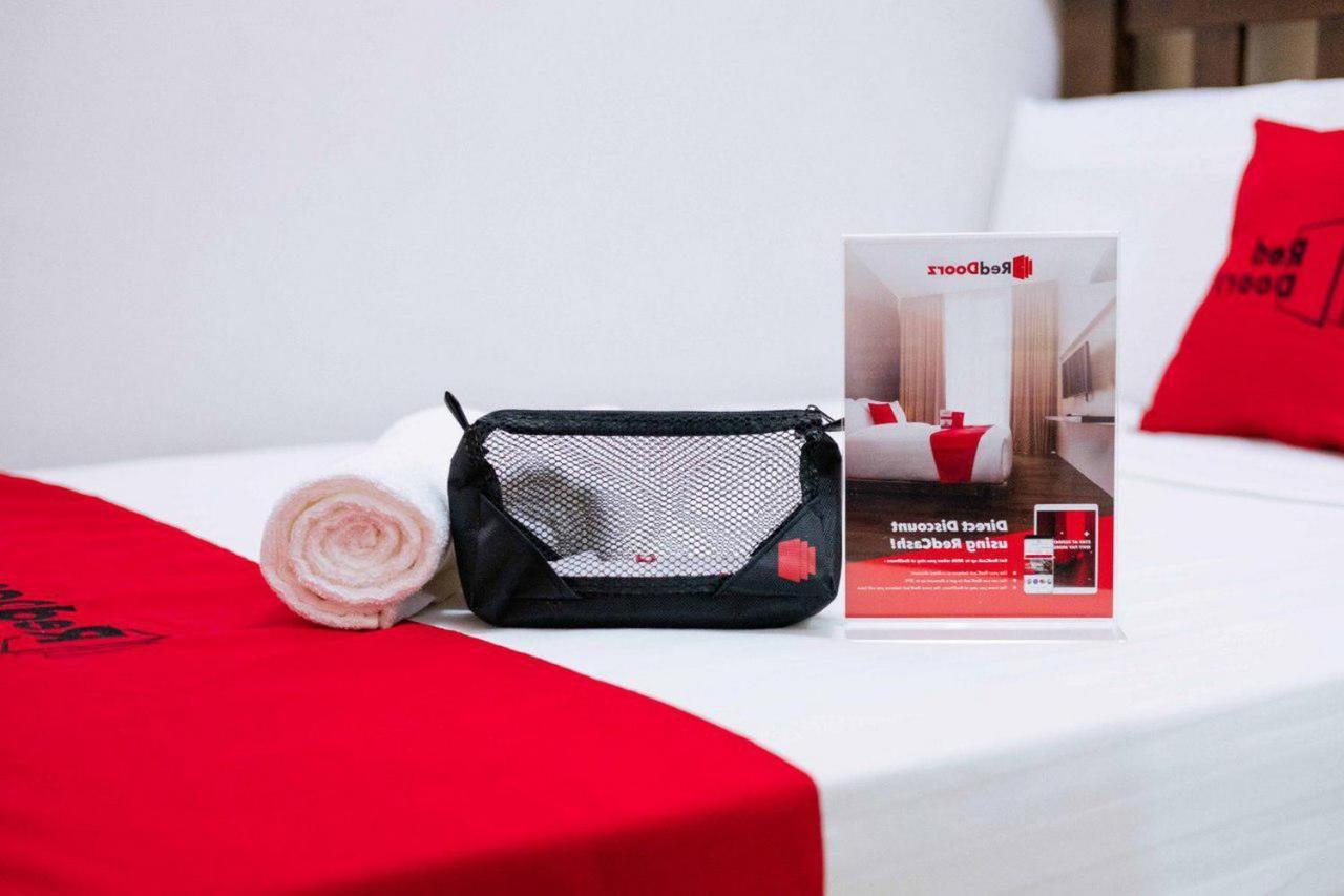 Reddoorz Plus Near Deli Park Mall Μεντάν Εξωτερικό φωτογραφία